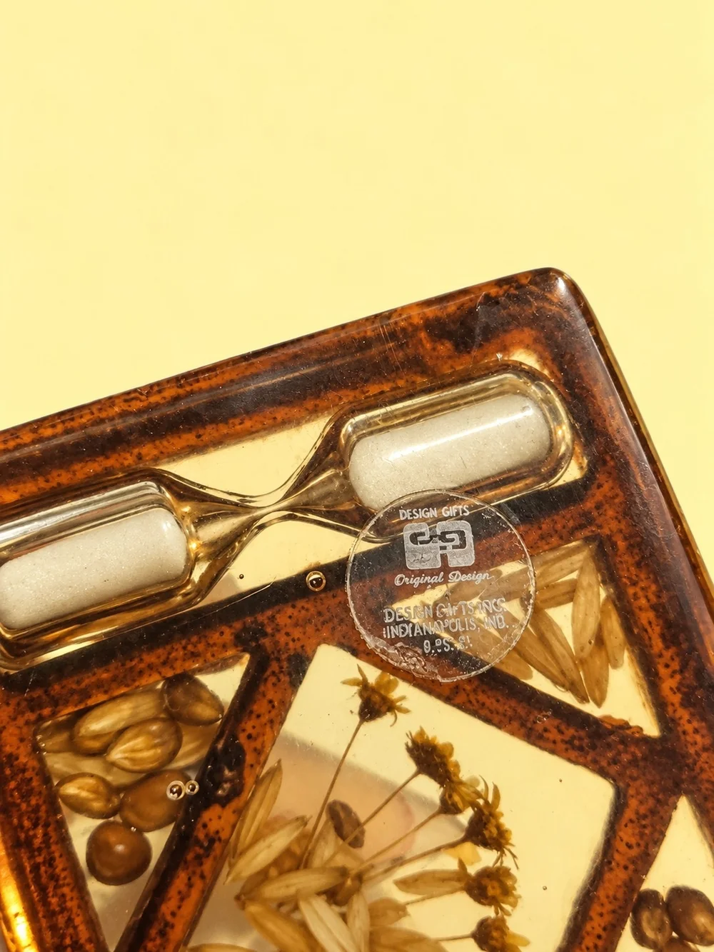 1970s Lucite Hour Glass 15 Minute Timer